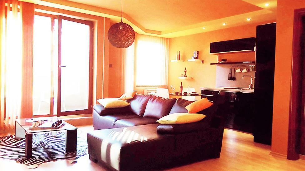Aya'S Apartment Пловдив Экстерьер фото